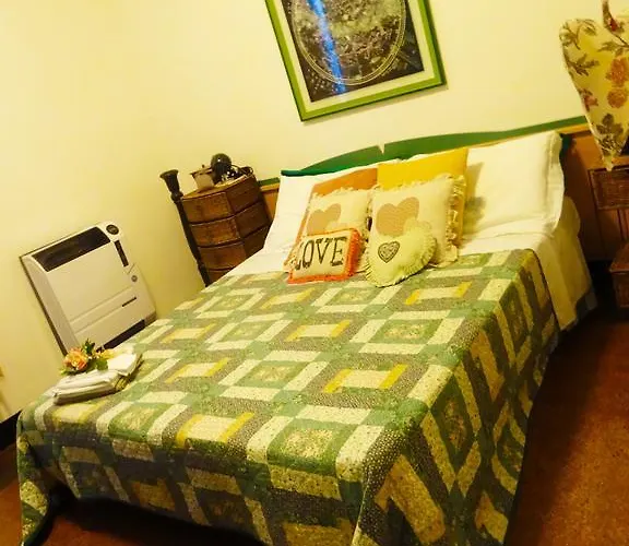 Alojamento de Acomodação e Pequeno-almoço La Celestina 3*