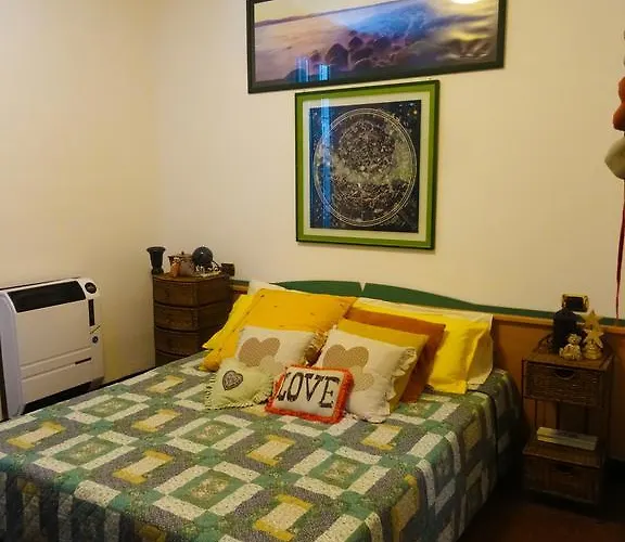 Alojamento de Acomodação e Pequeno-almoço La Celestina 3*