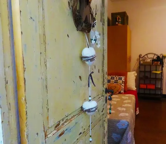 Alojamento de Acomodação e Pequeno-almoço La Celestina 3*